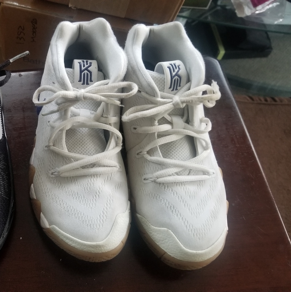 Boy's Youth Sneakers